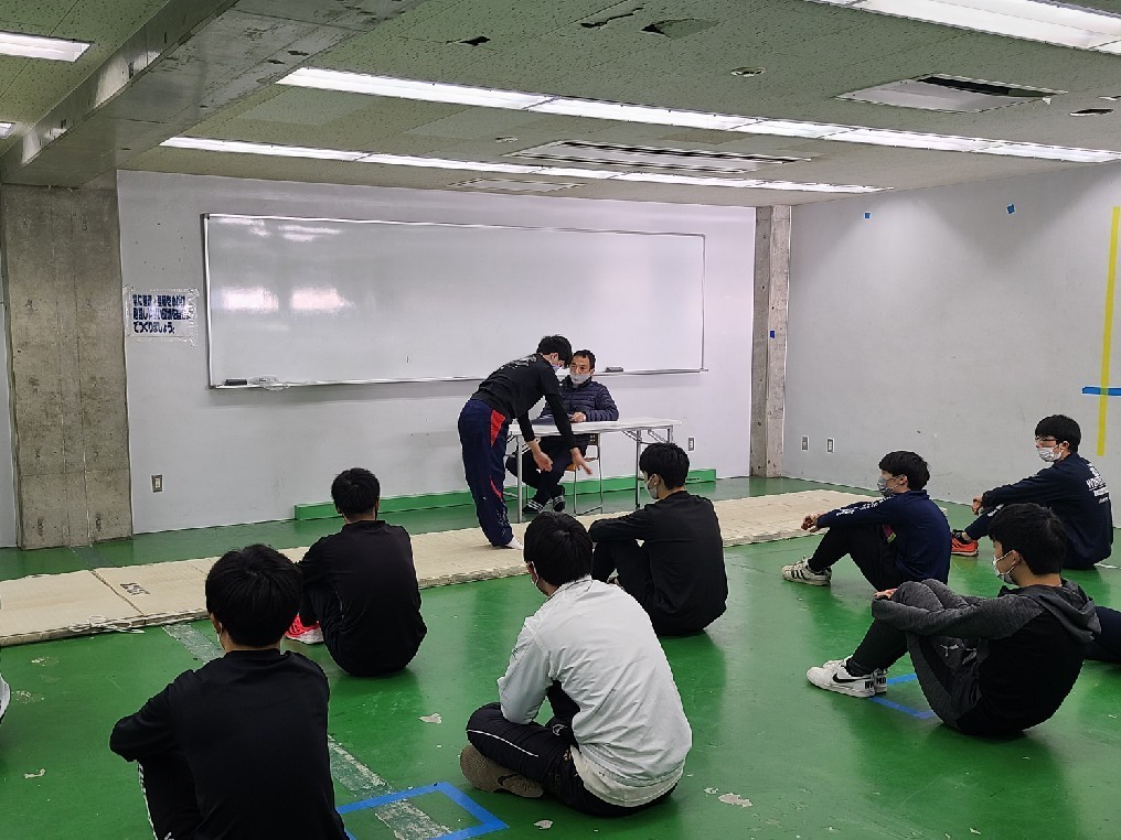 /bu/diary/img/20210426kawamura%E5%AE%9F%E6%8A%80%E5%86%99%E7%9C%9F%E2%91%A0.jpg