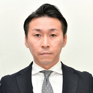/bu/feature/common/img/teacher.sasaki.jpg